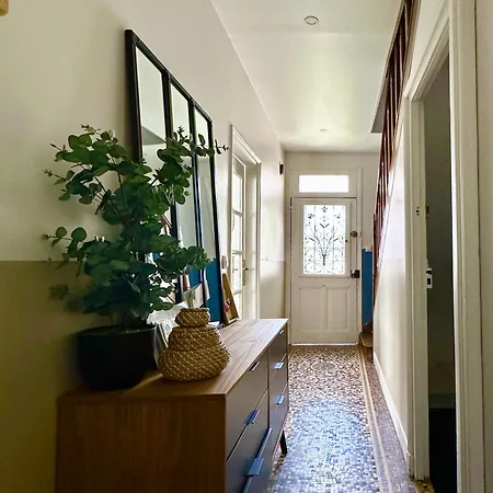 Δωμάτια σε οικογενειακή κατοικία La Coloc'
