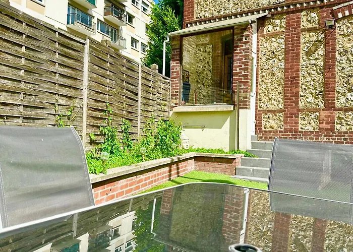 Homestay La Coloc' *